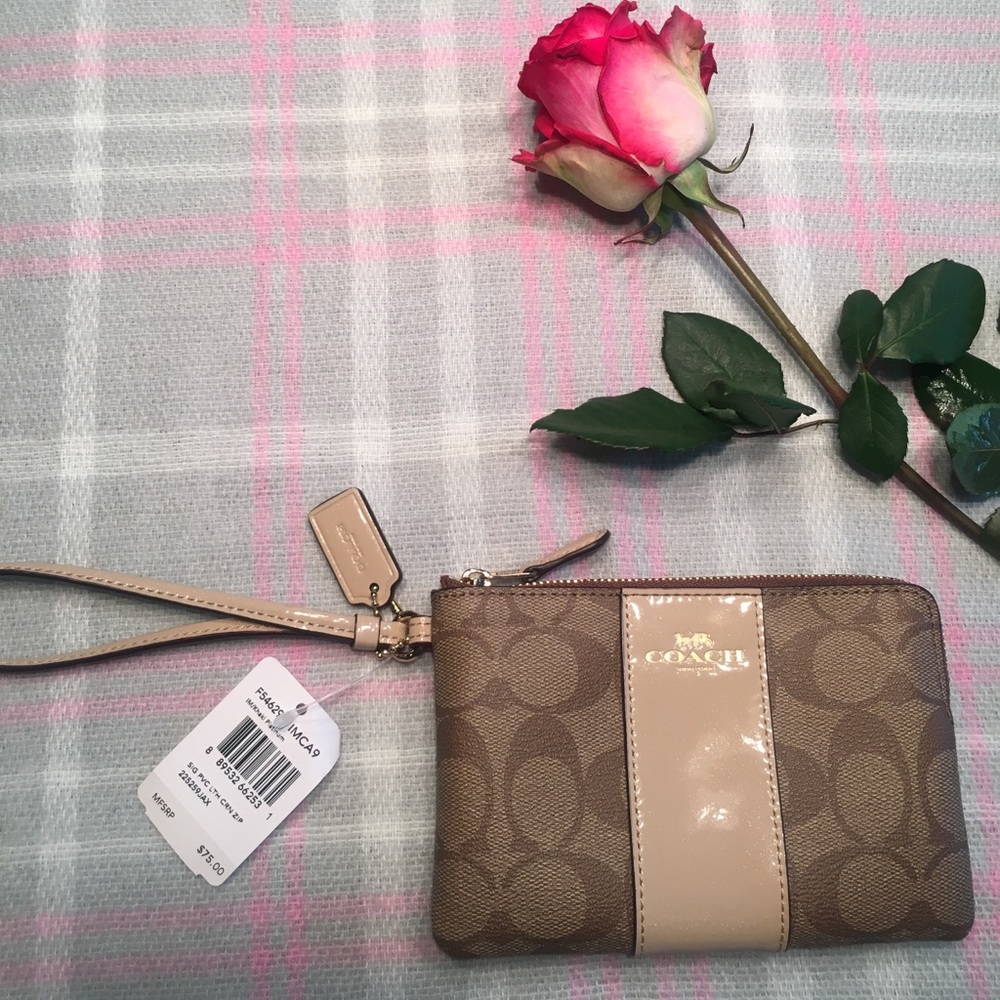 NWT Coach wristlet 4x6 Khaki/Platinum